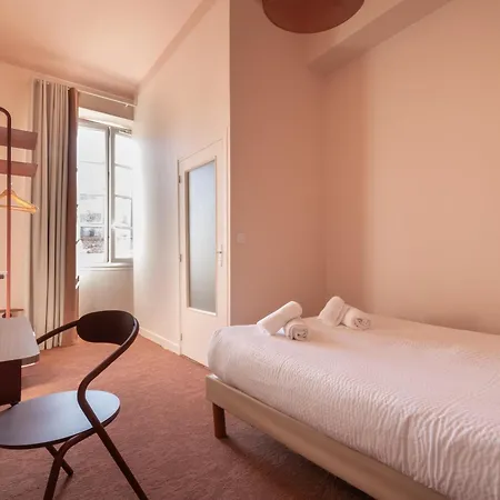Hotel Louvia