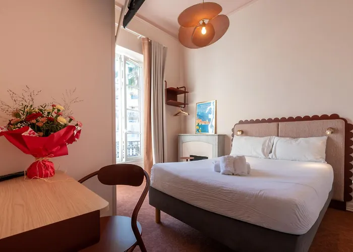 Hotell Louvia Menton